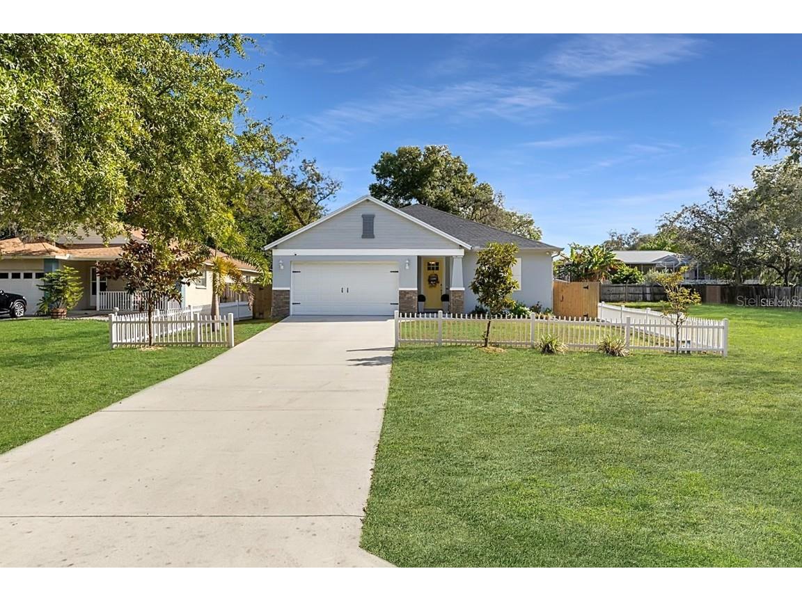 1736 Poinsettia Avenue Tarpon Springs FL 34689 T3488205 image1