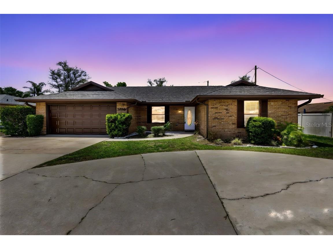 1736 Saxon Boulevard Deltona FL 32725 O6317323 image1