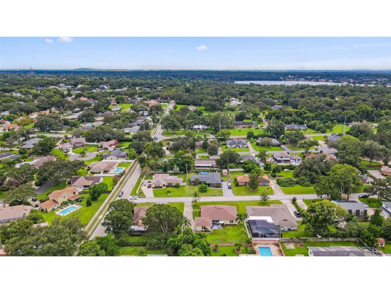 1736 Wilshire Court Lakeland FL 33813 TB8427324 image37