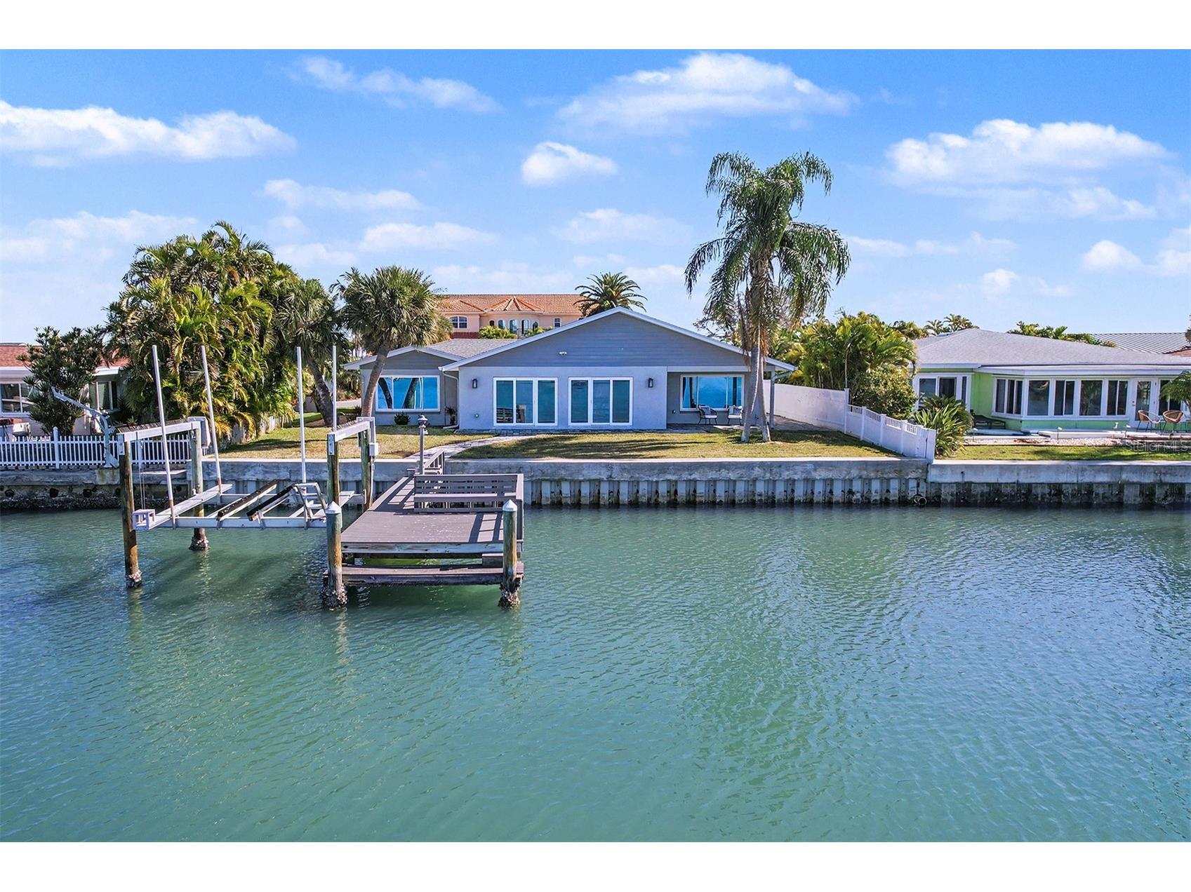 17362 Kennedy Drive North Redington Beach FL 33708 - INTRACOASTAL WATERWAY TB8472554 image1