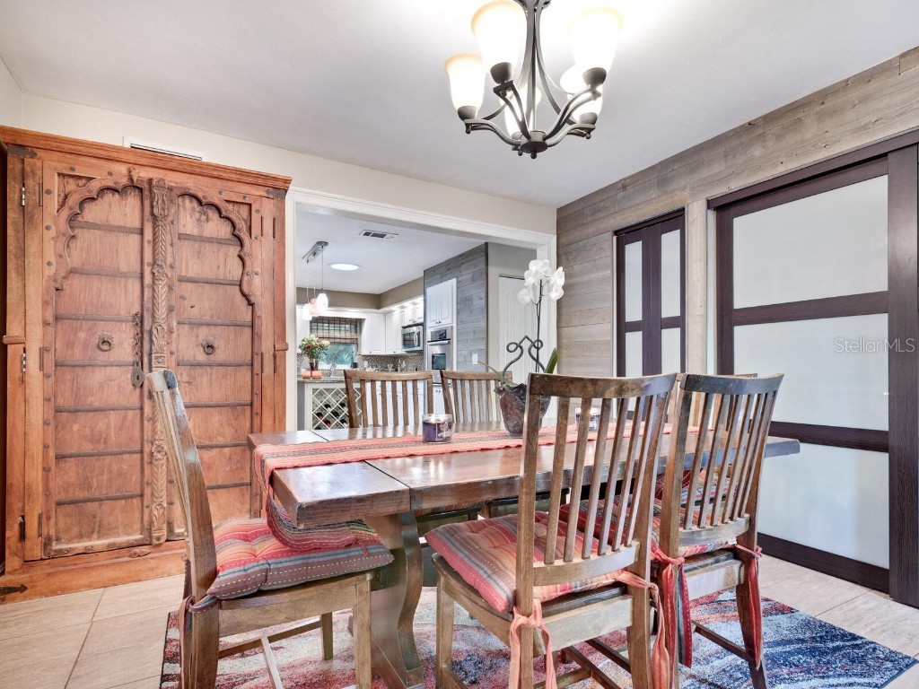 1737 Bay Street Sarasota FL 34236 A4674614 image10