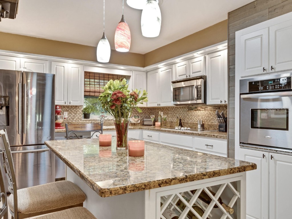 1737 Bay Street Sarasota FL 34236 A4674614 image15