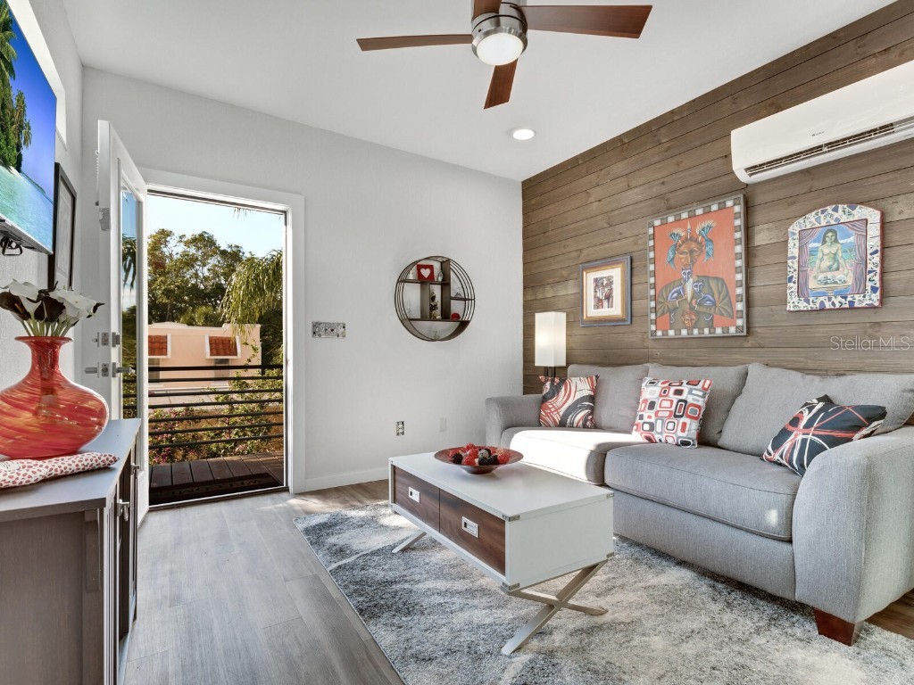 1737 Bay Street Sarasota FL 34236 A4674614 image23