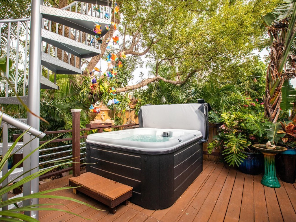 1737 Bay Street Sarasota FL 34236 A4674614 image34