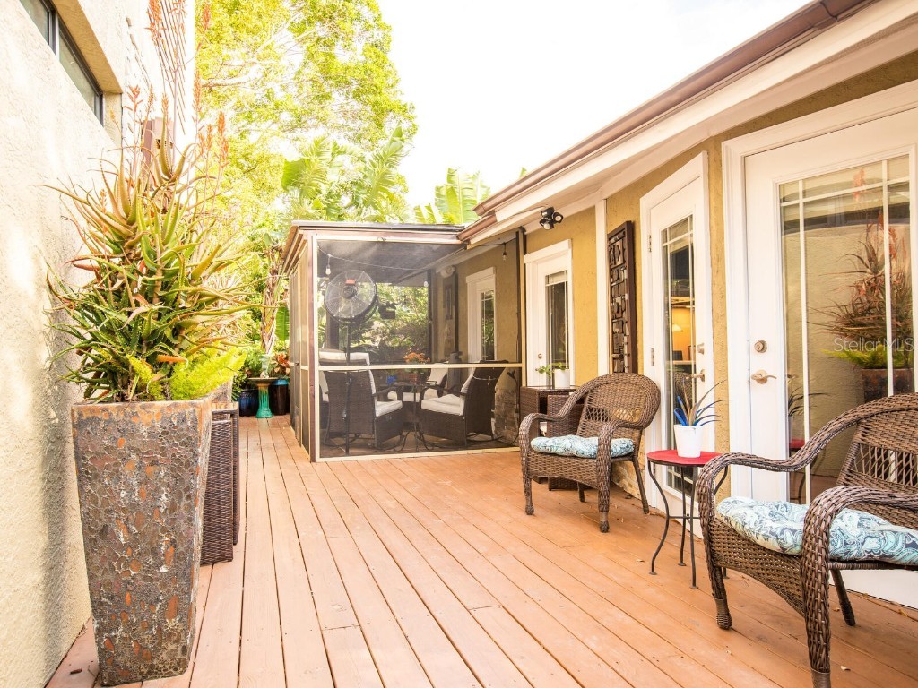 1737 Bay Street Sarasota FL 34236 A4674614 image37