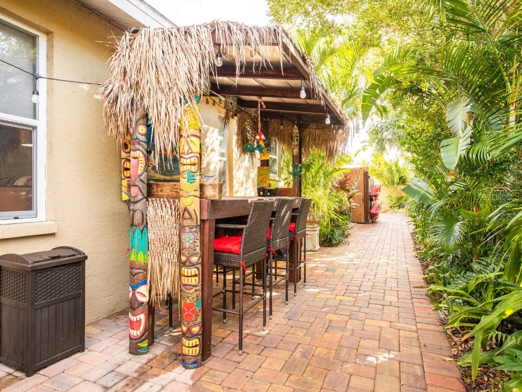 1737 Bay Street Sarasota FL 34236 A4674614 image41