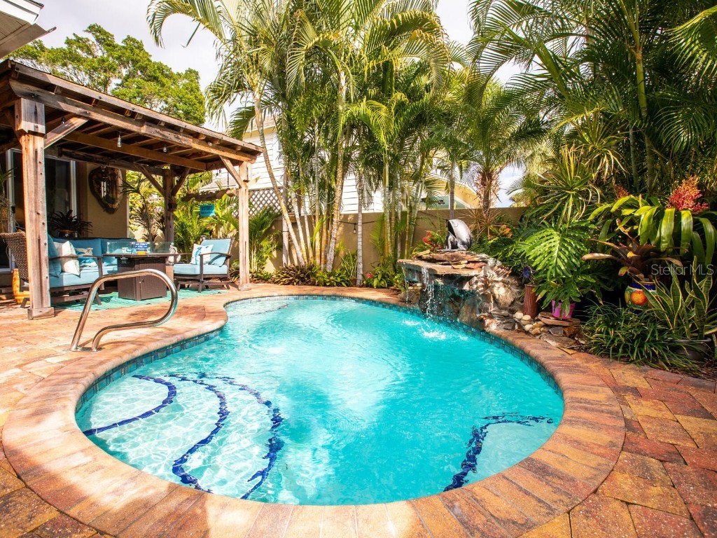 1737 Bay Street Sarasota FL 34236 A4674614 image51