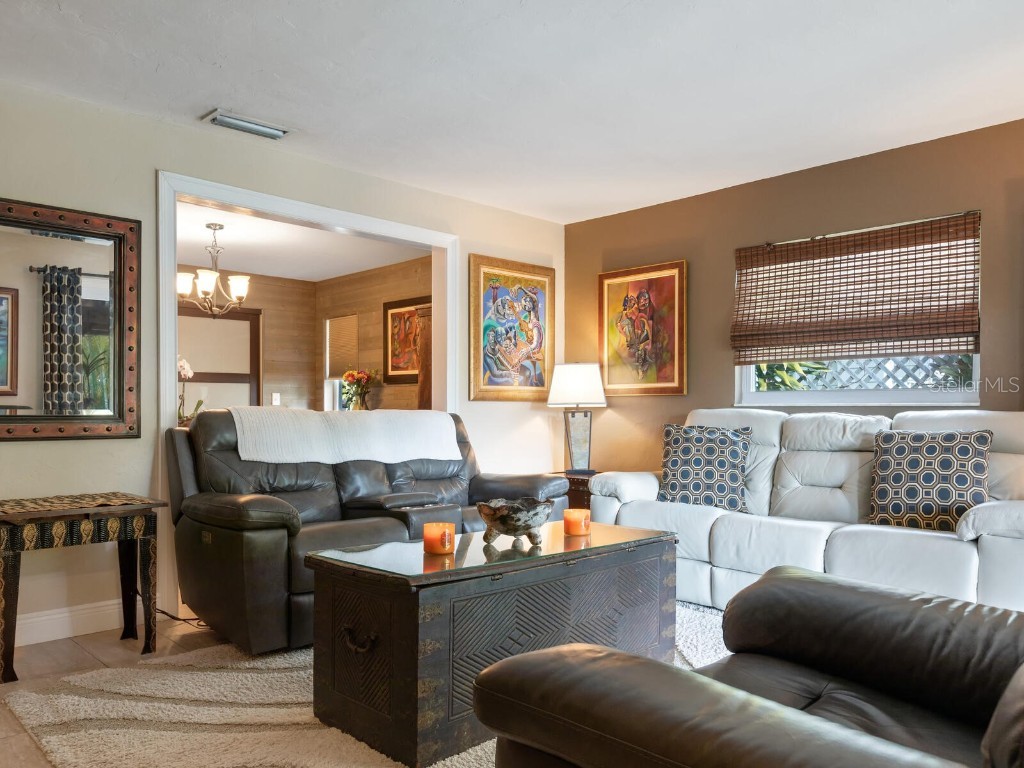 1737 Bay Street Sarasota FL 34236 A4674614 image6