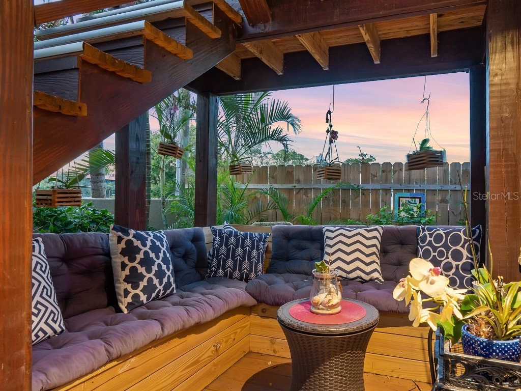 1737 Bay Street Sarasota FL 34236 A4674614 image63