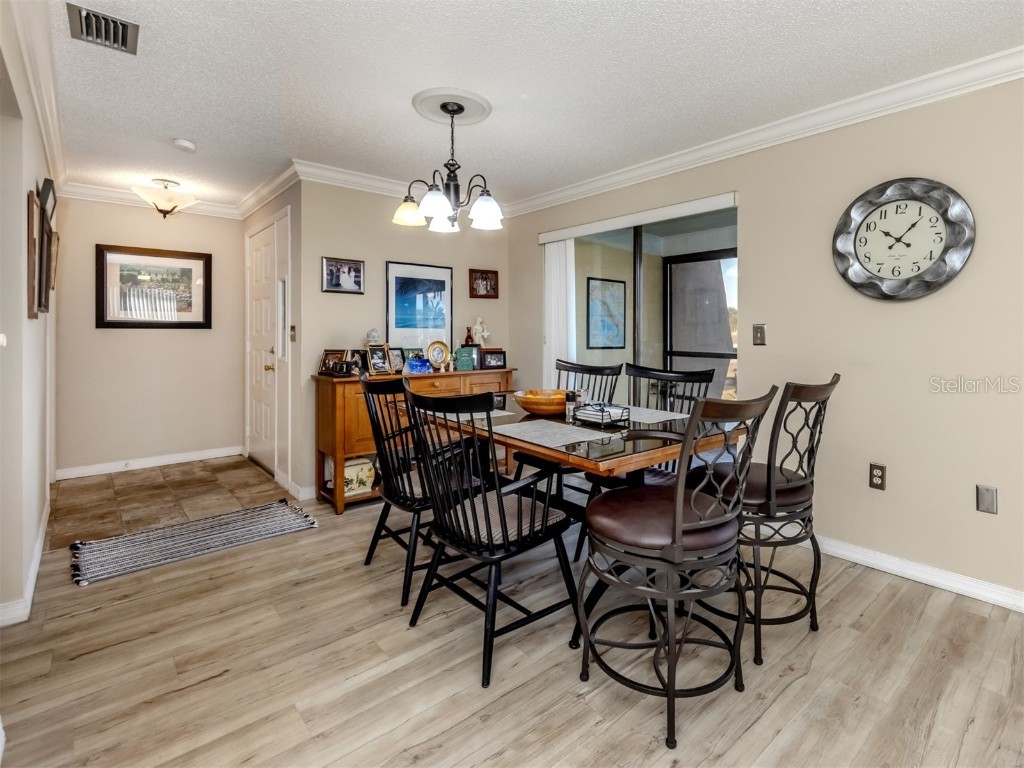 1737 Bonitas Circle #1724-D Venice FL 34293 N6141540 image4