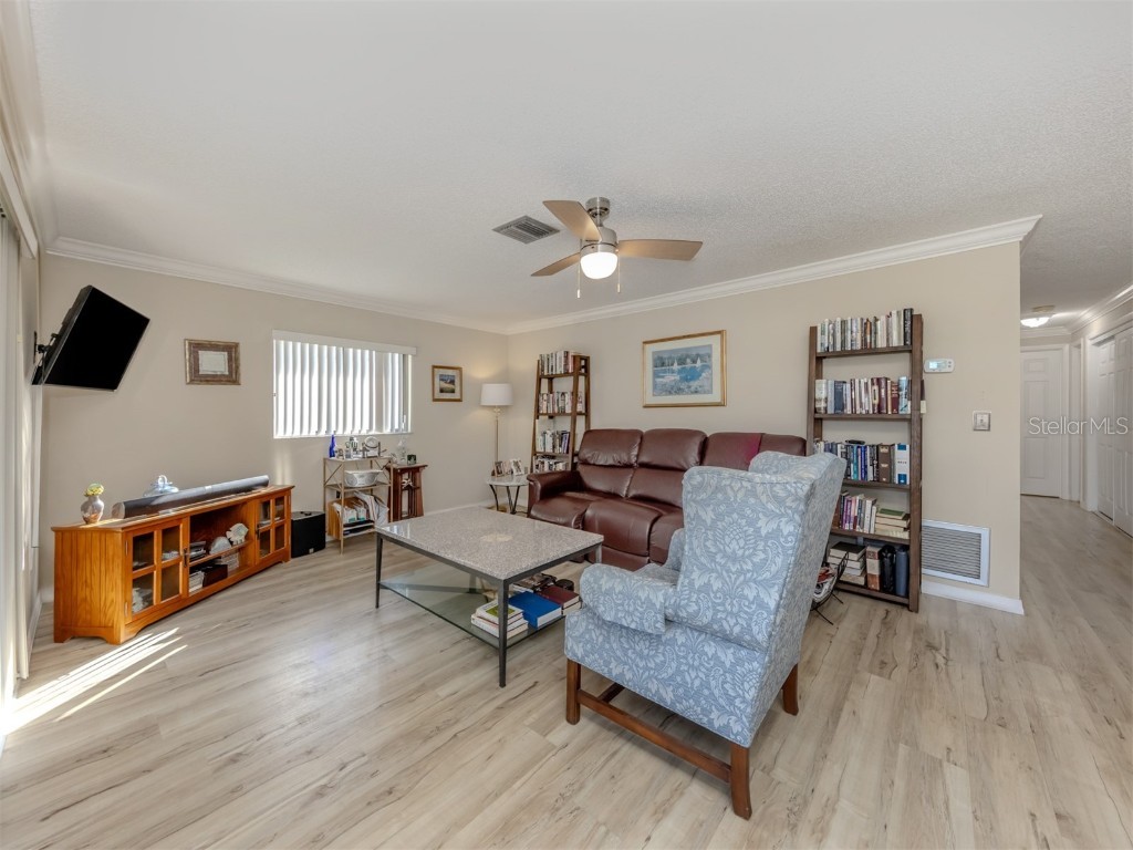 1737 Bonitas Circle #1724-D Venice FL 34293 N6141540 image7