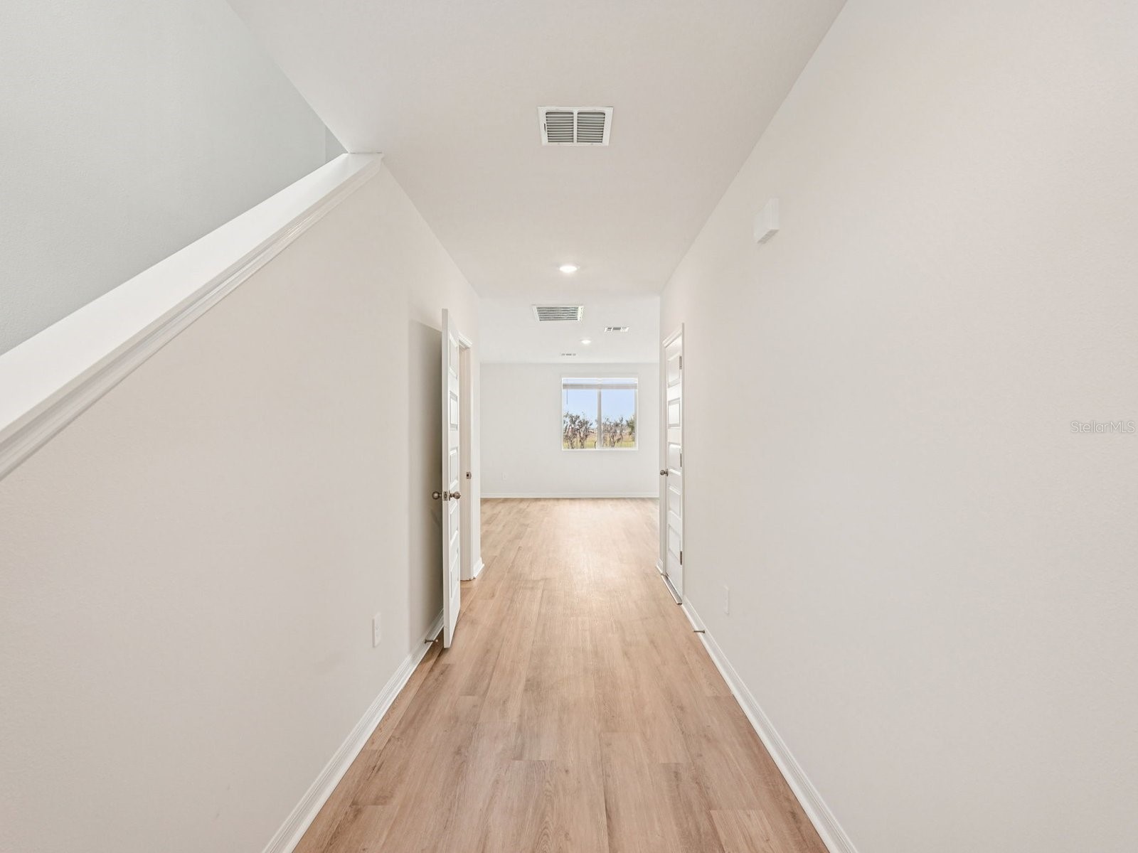 1737 Brekey Way Zephyrhills FL 33541 TB8472456 image2