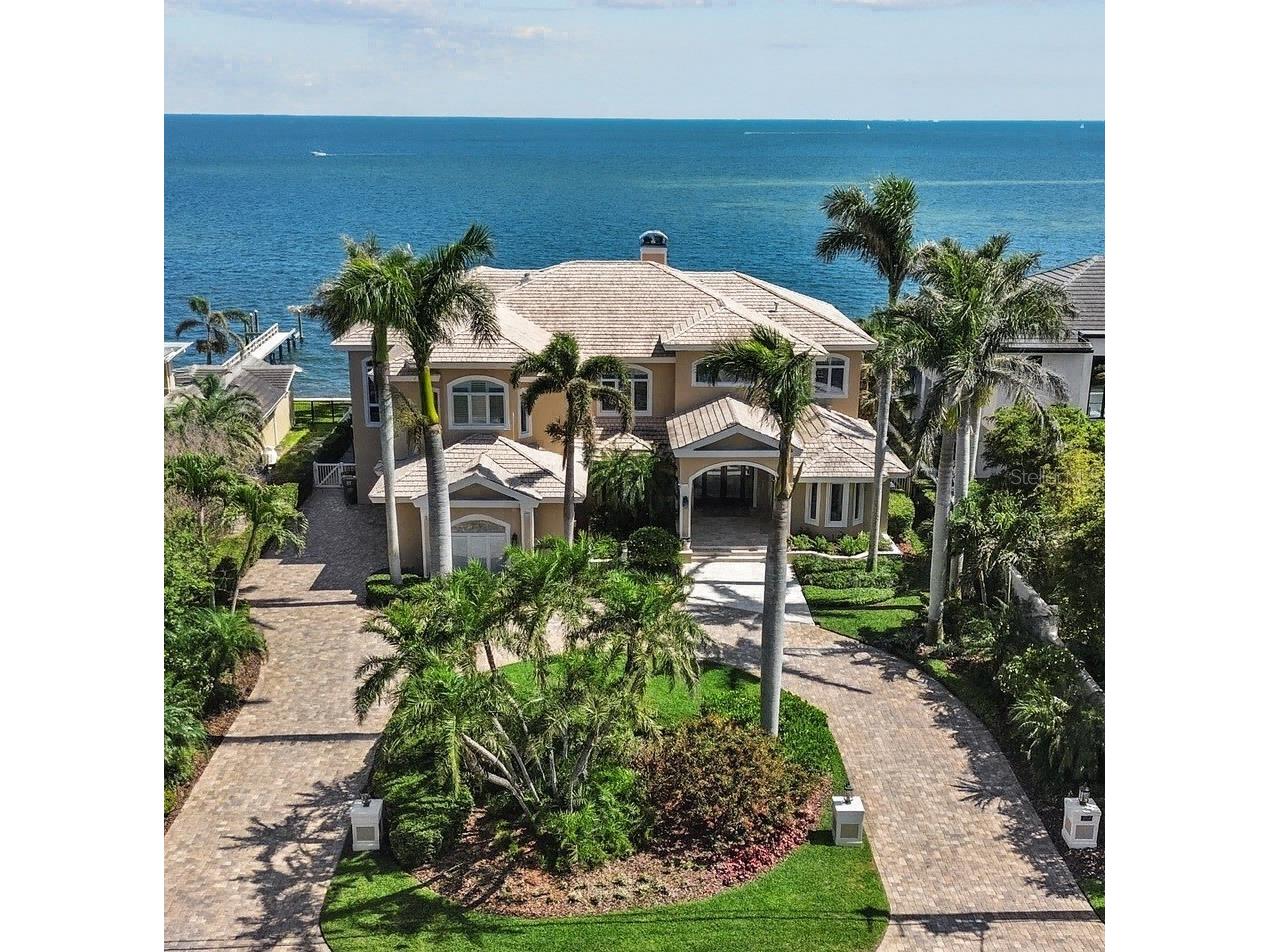 1737 Brightwaters Boulevard NE Saint Petersburg FL 33704 - TAMPA BAY TB8372318 image1