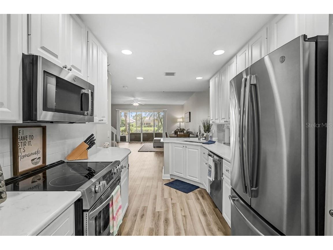 1737 Burgos Drive Sarasota FL 34238 A4668004 image12