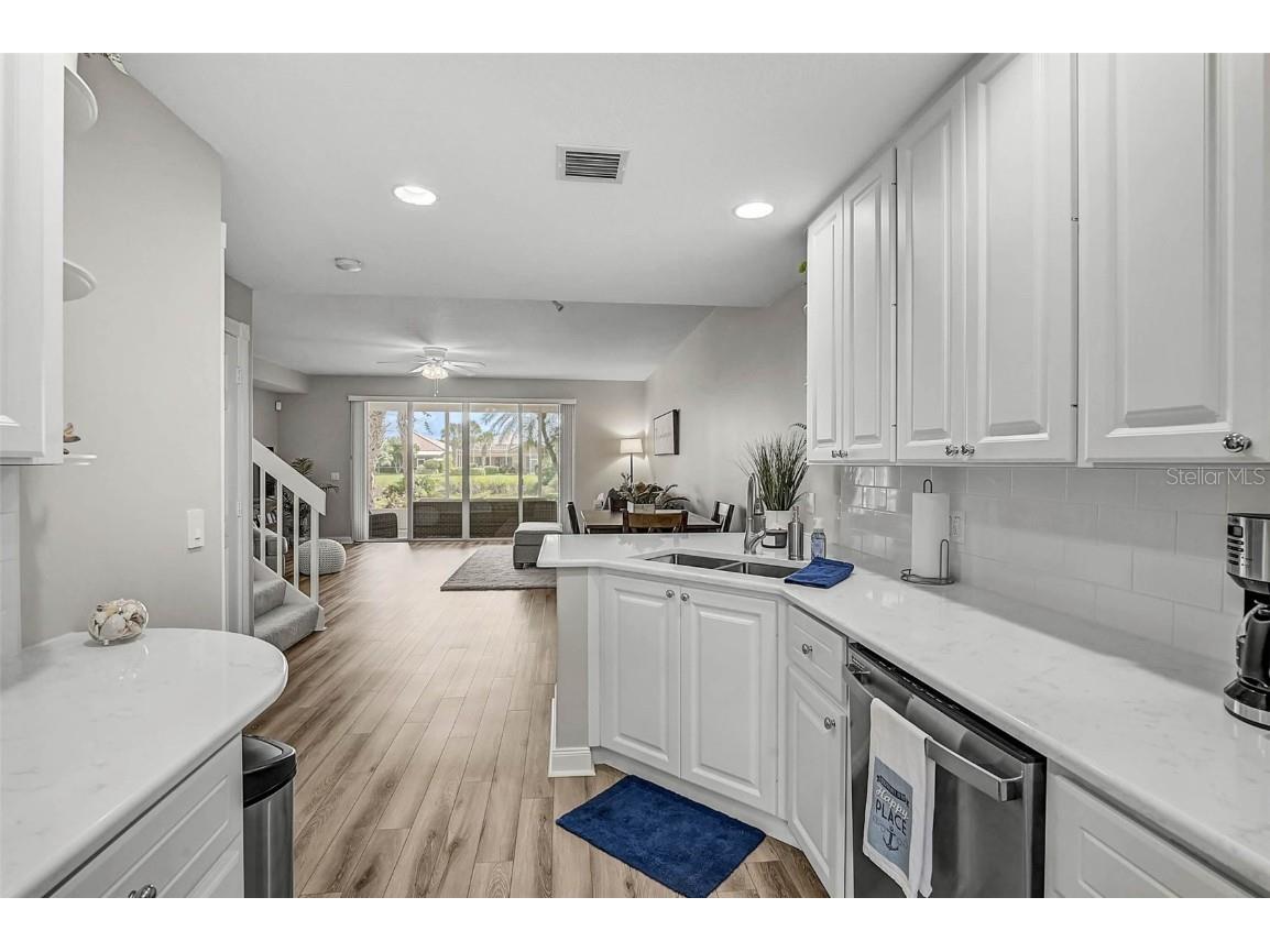 1737 Burgos Drive Sarasota FL 34238 A4668004 image13