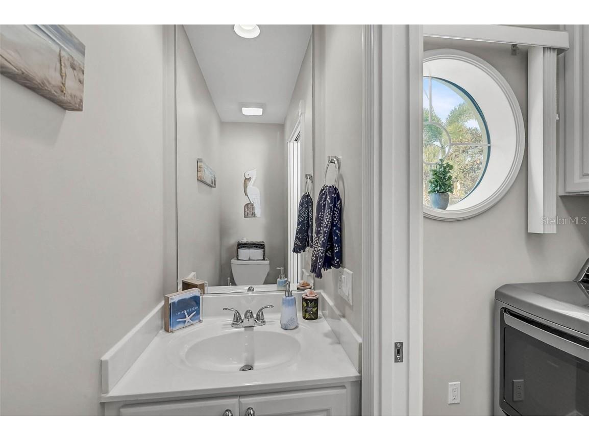 1737 Burgos Drive Sarasota FL 34238 A4668004 image16