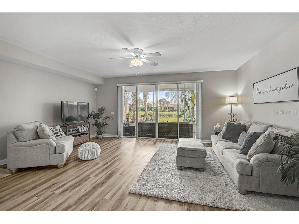 1737 Burgos Drive Sarasota FL 34238 A4668004 image4