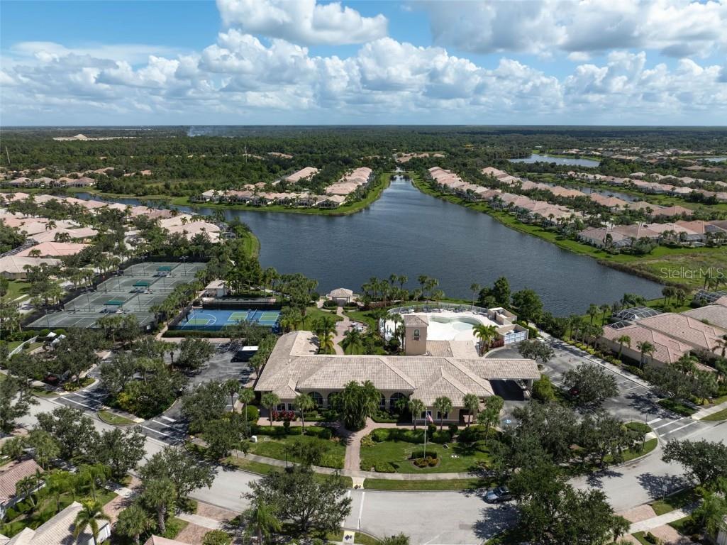 1737 Burgos Drive Sarasota FL 34238 A4668004 image40