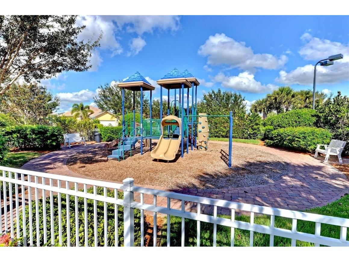 1737 Burgos Drive Sarasota FL 34238 A4668004 image49