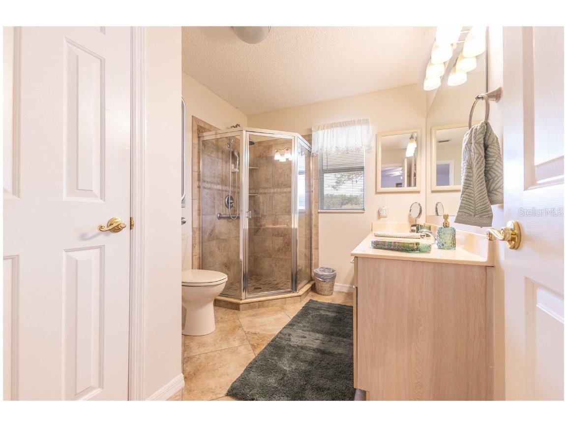 1737 Lauren Lane Lady Lake FL 32159 G5102847 image12