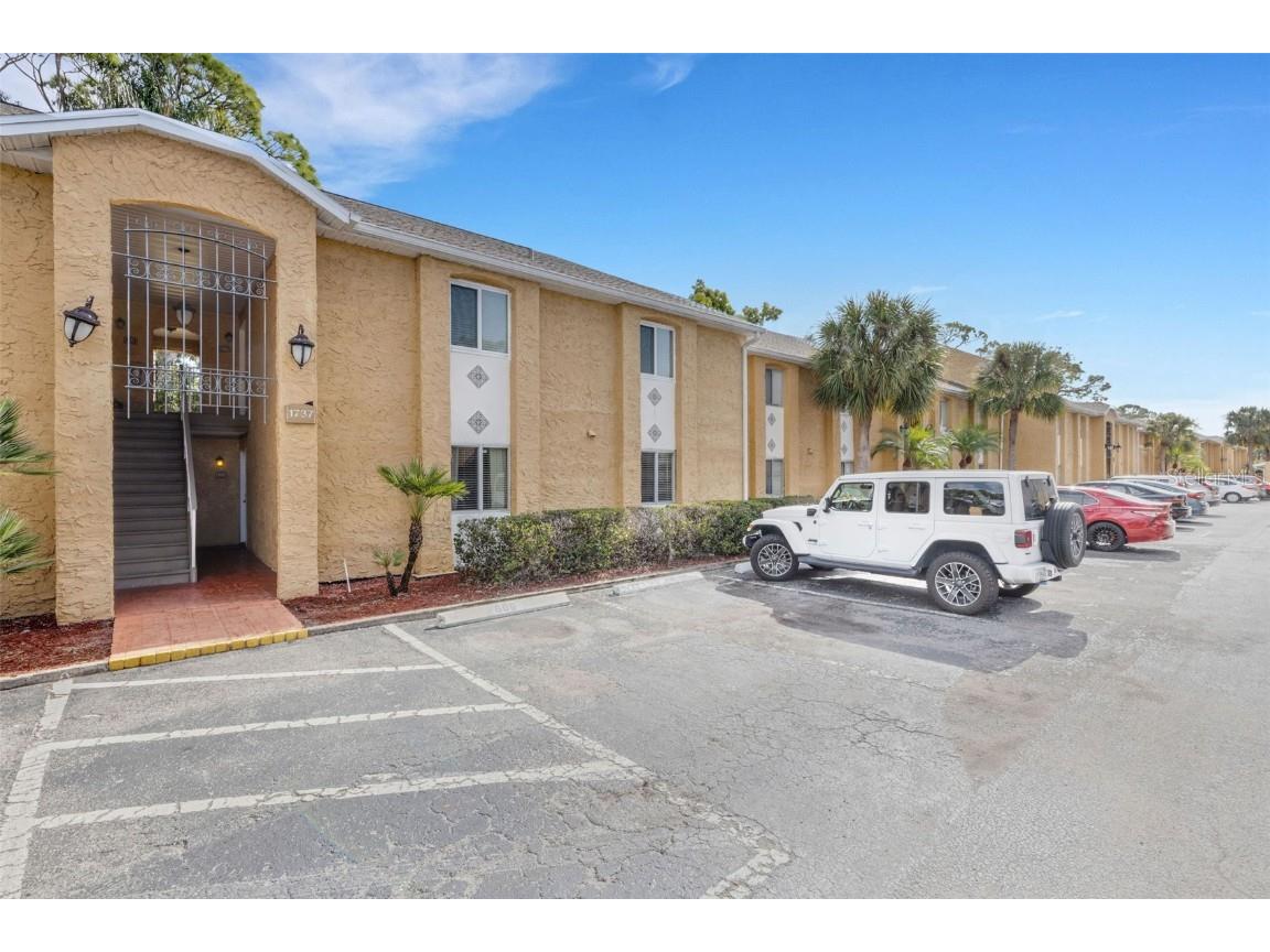 1737 Parakeet Way #608 Sarasota FL 34232 A4673190 image1
