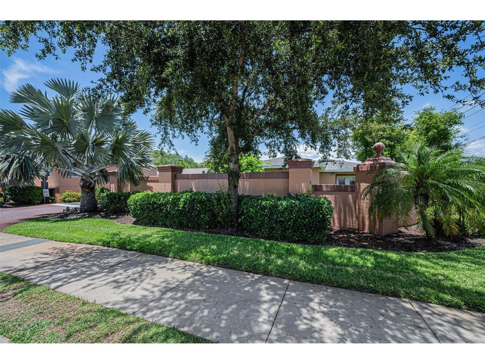 1737 Sommarie Way Tarpon Springs FL 34689 TB8511507 image44