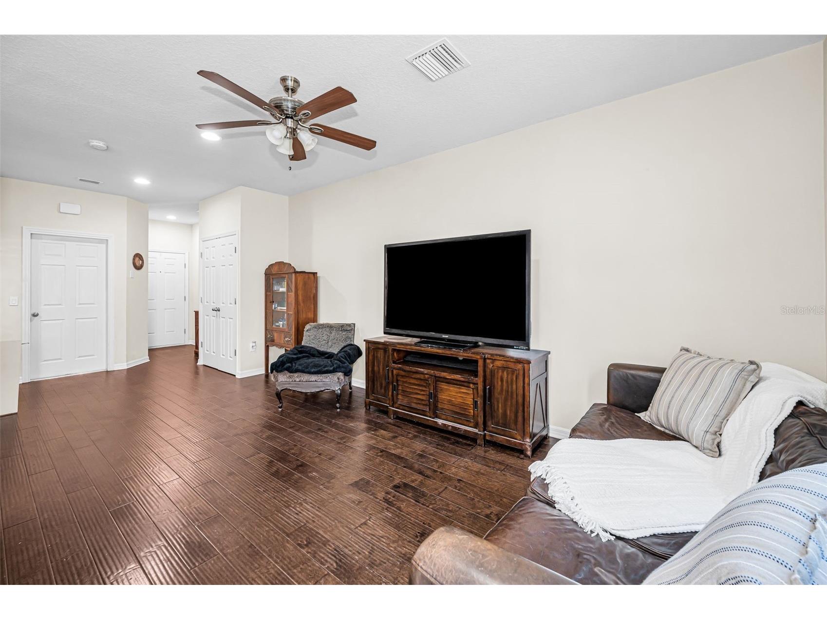 1737 Sommarie Way Tarpon Springs FL 34689 TB8511507 image9