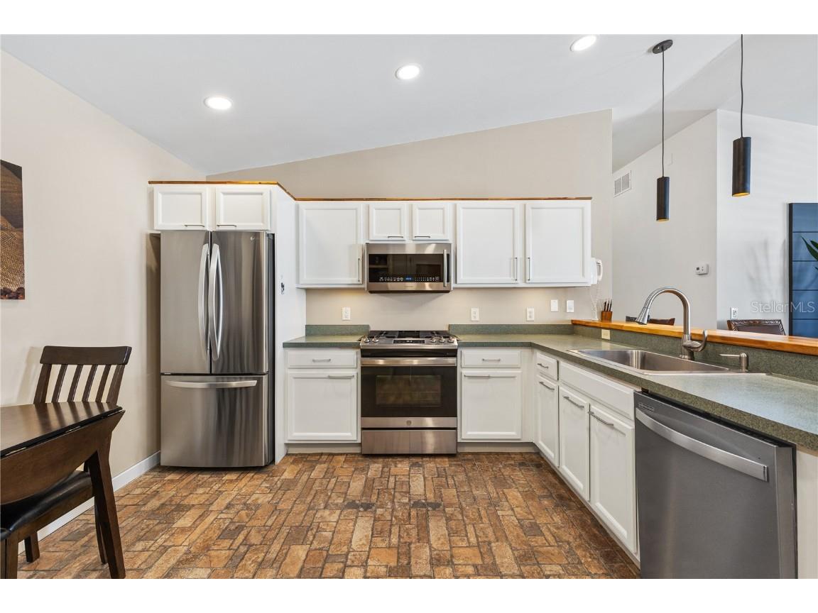 17370 SE 82nd Roslyn Court The Villages FL 32162 G5102525 image6