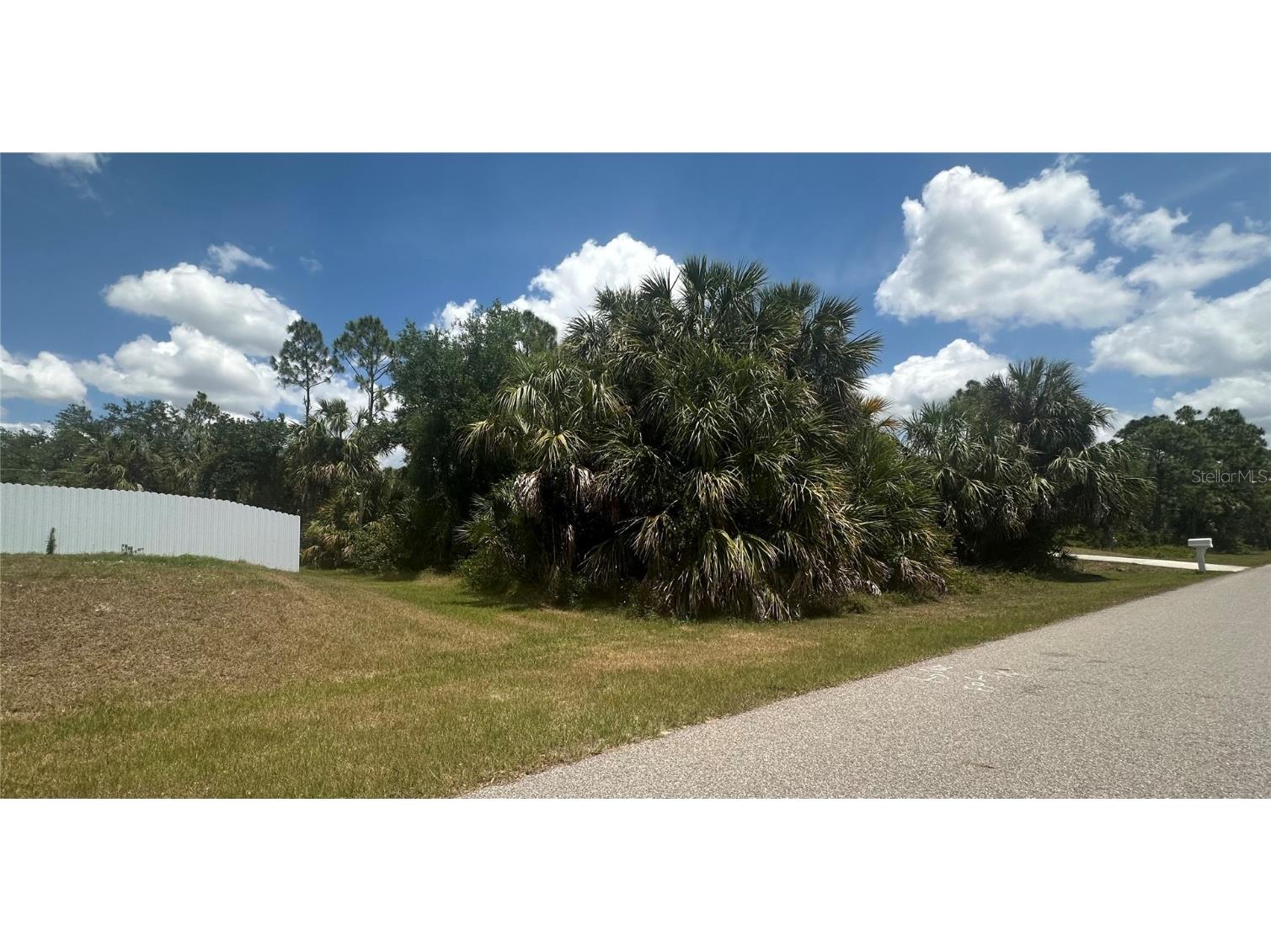 17374 Young Avenue Port Charlotte FL 33948 C7492401 image1