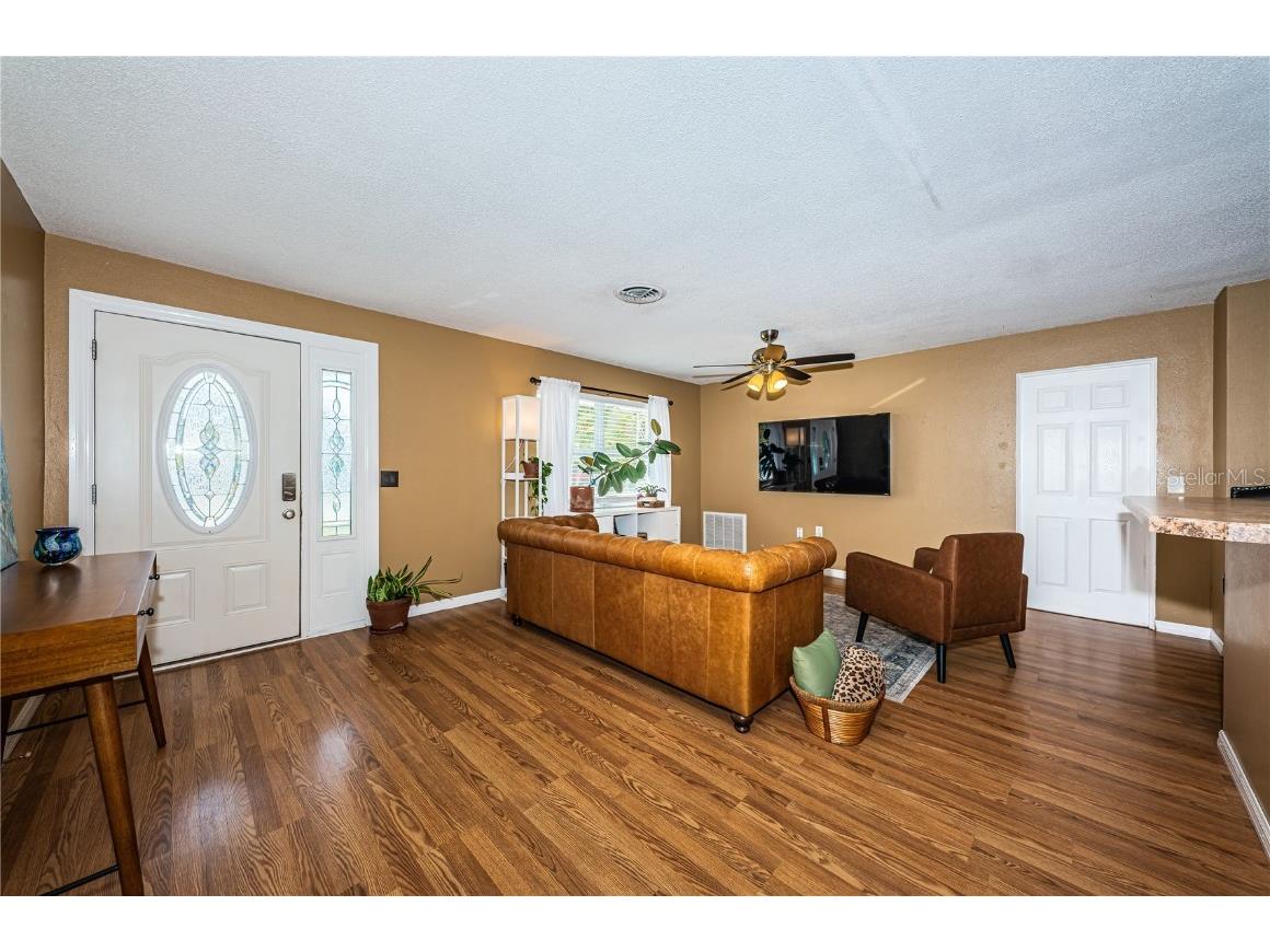 1738 Bentley Street Clearwater FL 33755 TB8458620 image5