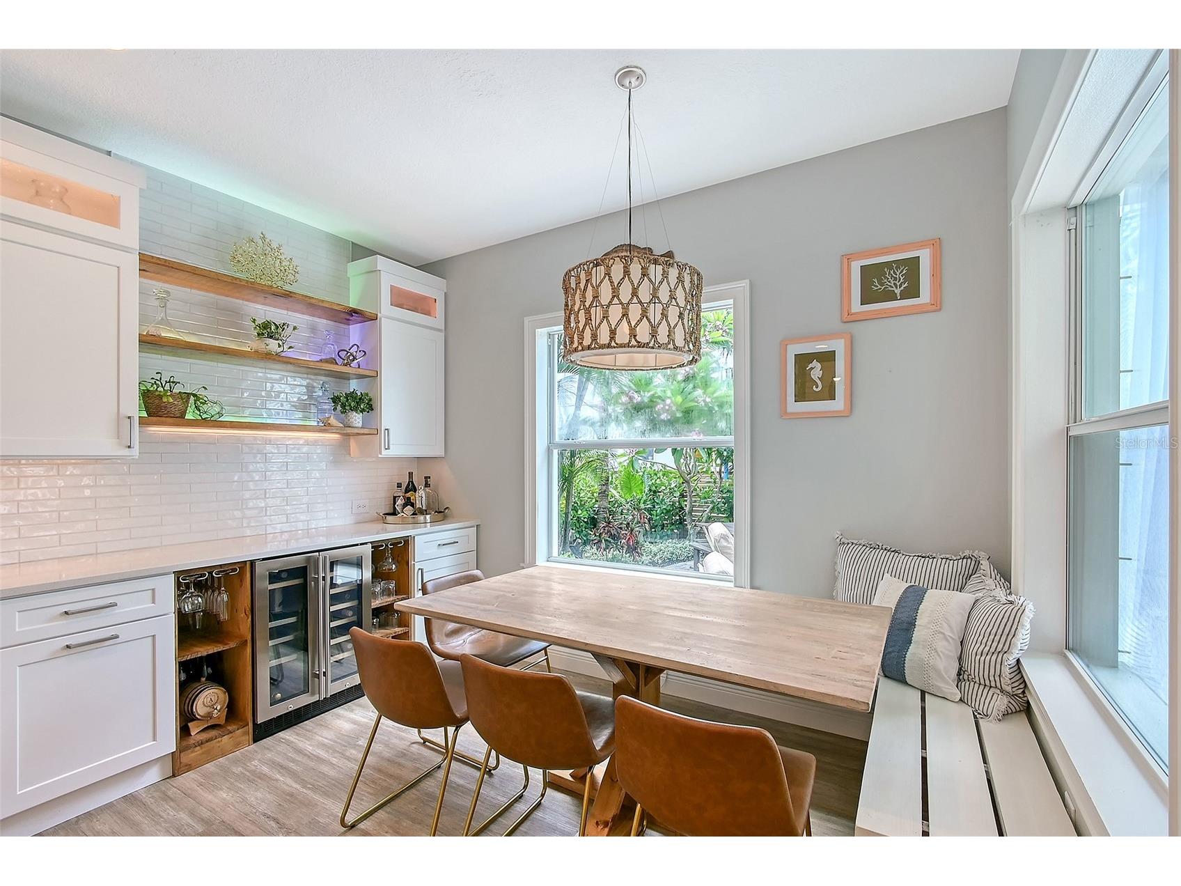 1738 Siesta Drive Sarasota FL 34239 A4692339 image12