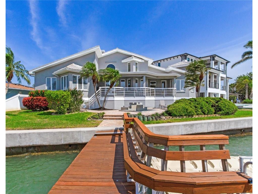 17382 Kennedy Drive North Redington Beach FL 33708 TB8371840 image1