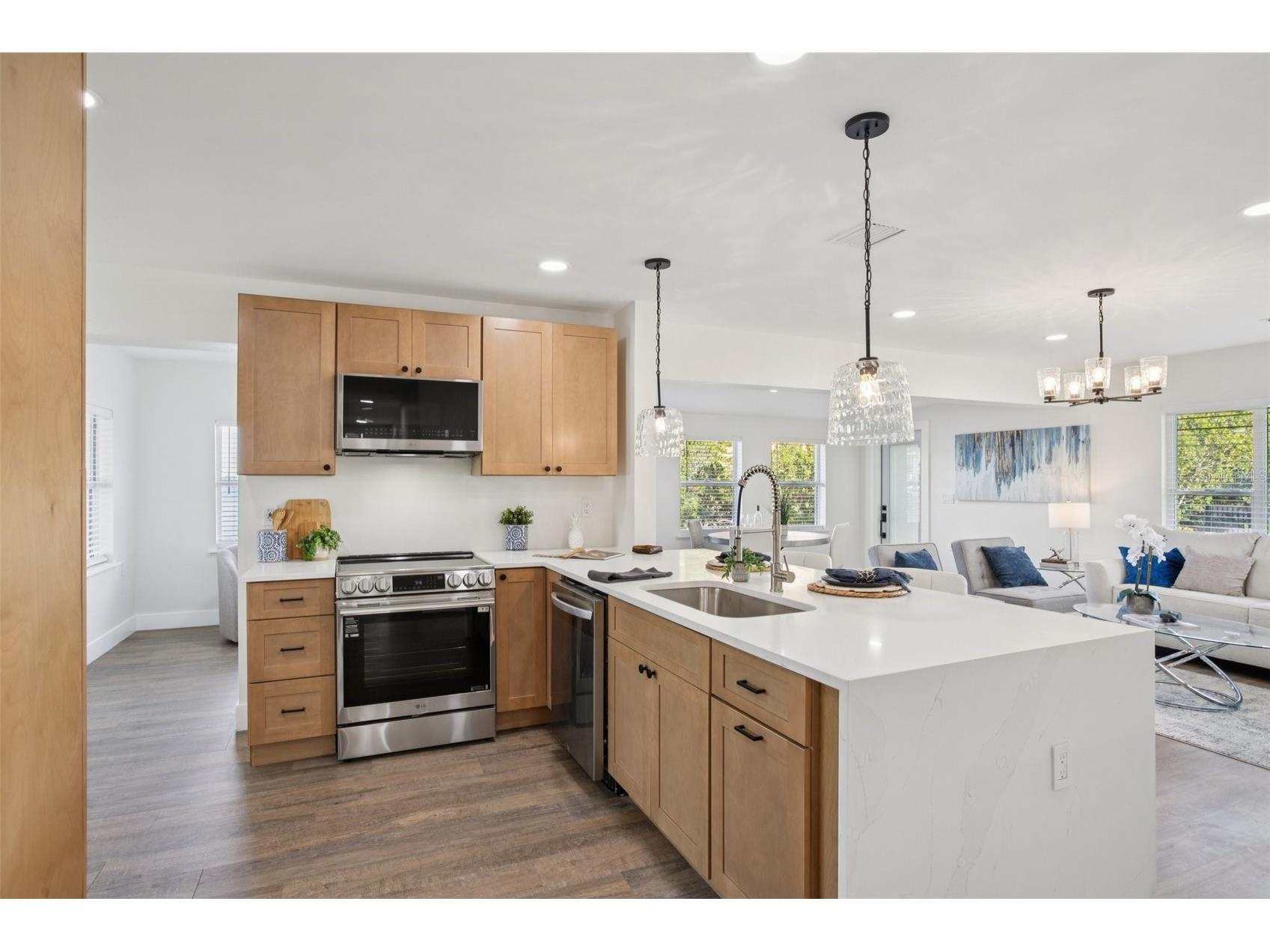 1739 Bayou Grande Boulevard NE Saint Petersburg FL 33703 - TAMPA BAY TB8477722 image15