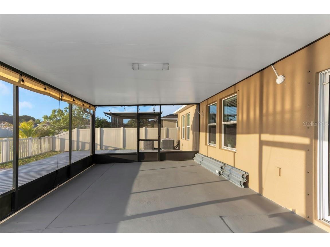 1739 Broad Winged Hawk Drive Ruskin FL 33570 OM700808 image57