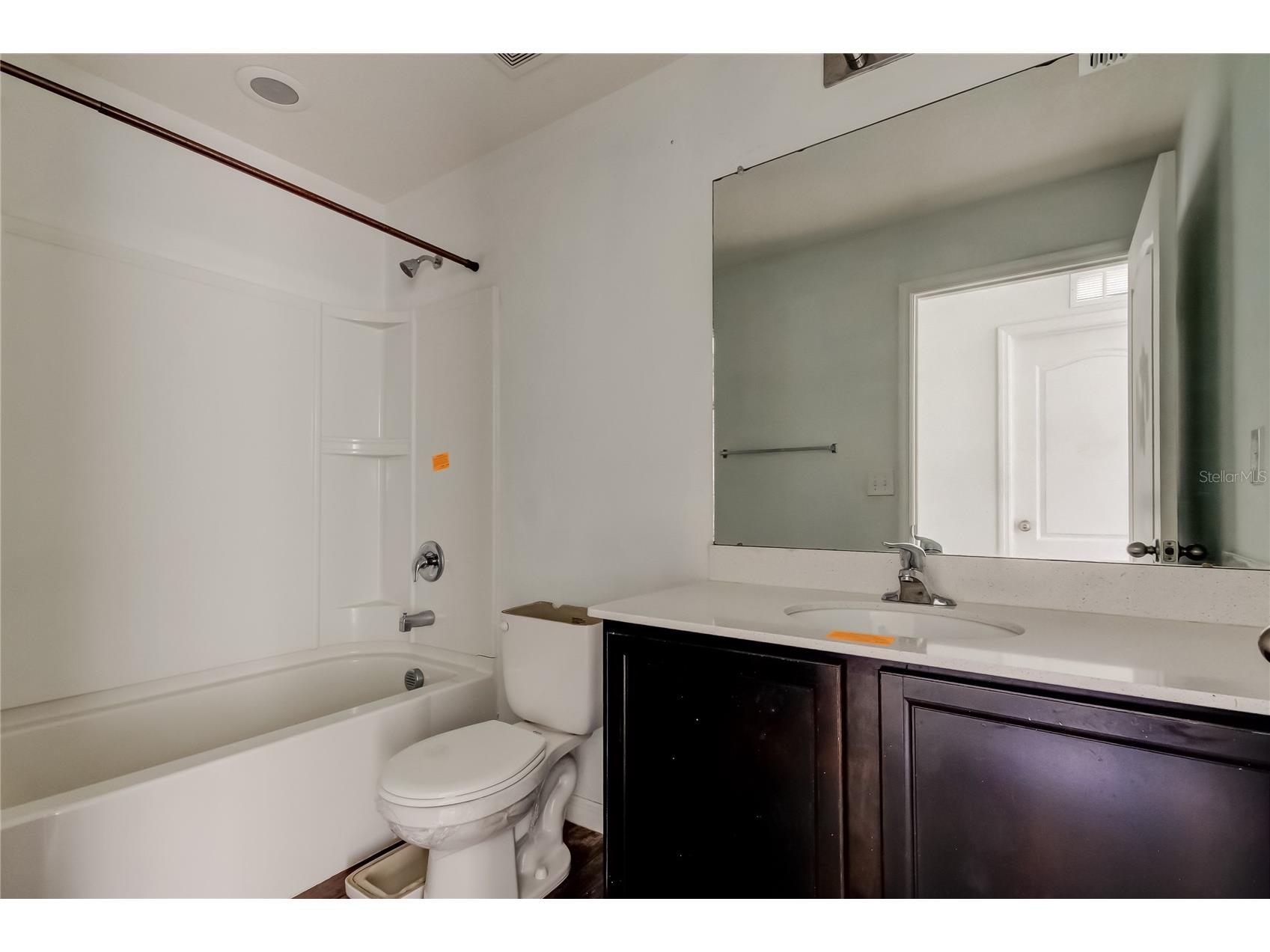 1739 Chatham Green Circle Ruskin FL 33570 TB8426439 image24