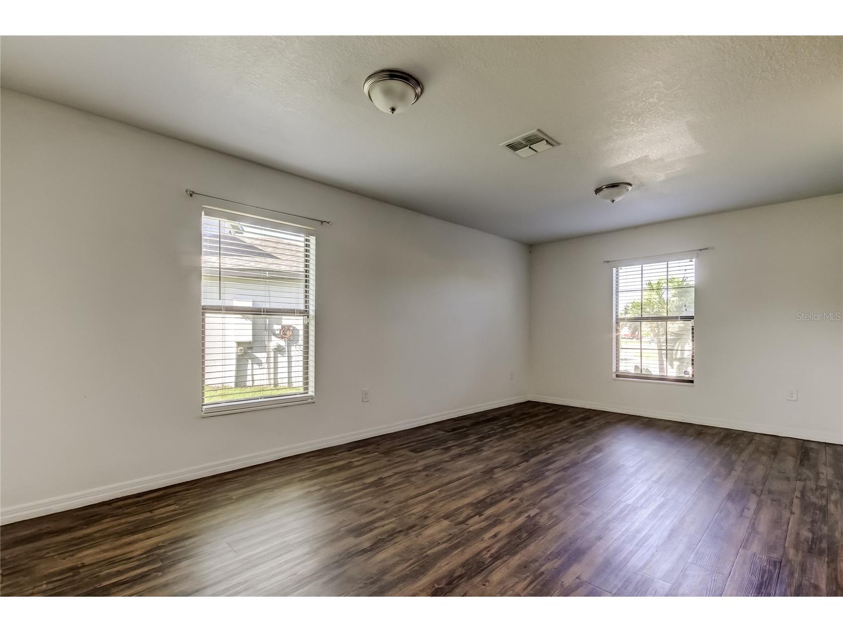 1739 Chatham Green Circle Ruskin FL 33570 TB8426439 image3