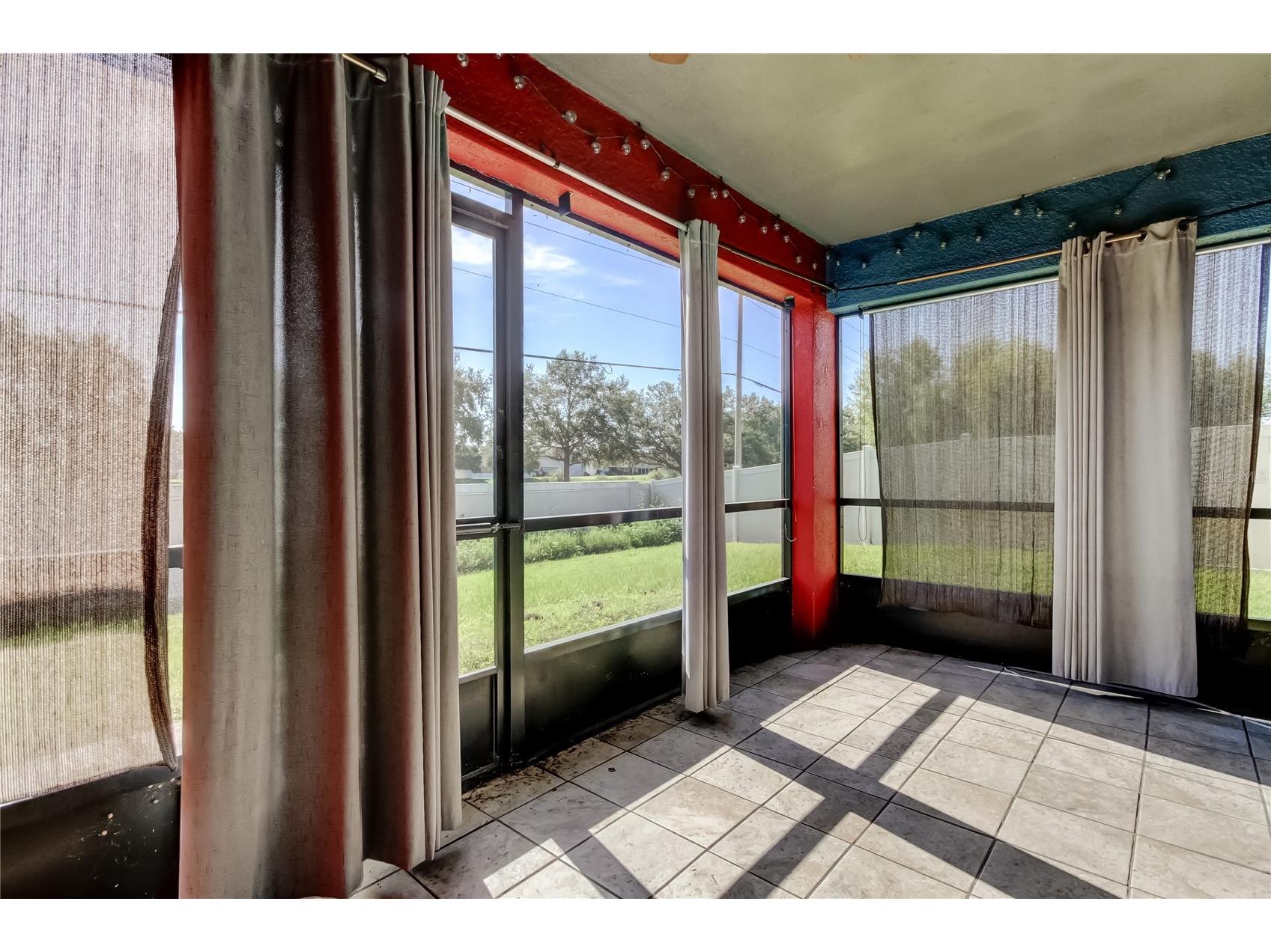 1739 Chatham Green Circle Ruskin FL 33570 TB8426439 image34