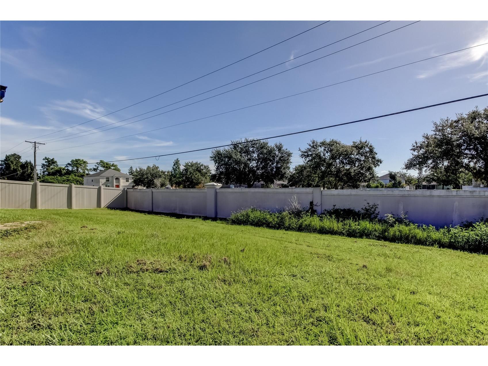 1739 Chatham Green Circle Ruskin FL 33570 TB8426439 image37