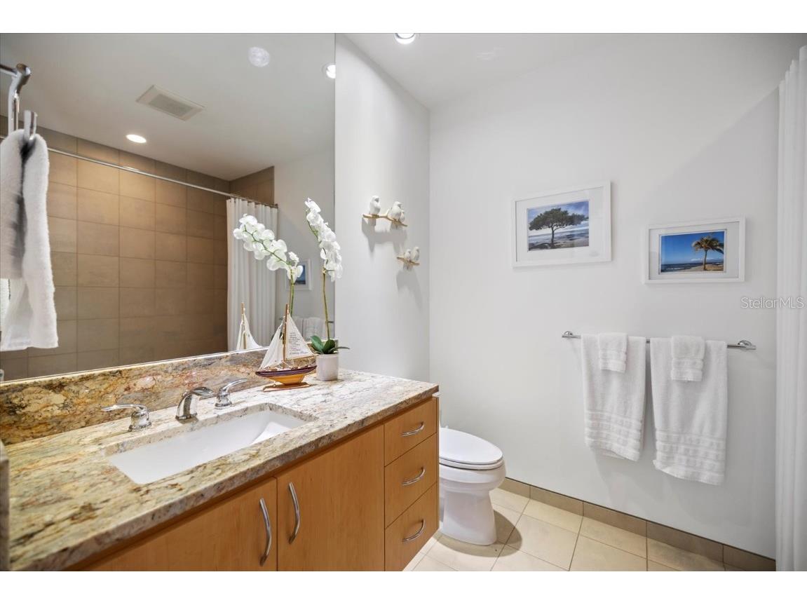 1739 Cherokee Drive Sarasota FL 34239 A4670822 image34