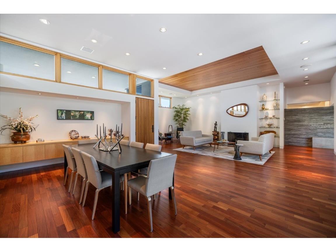 1739 Cherokee Drive Sarasota FL 34239 A4670822 image6