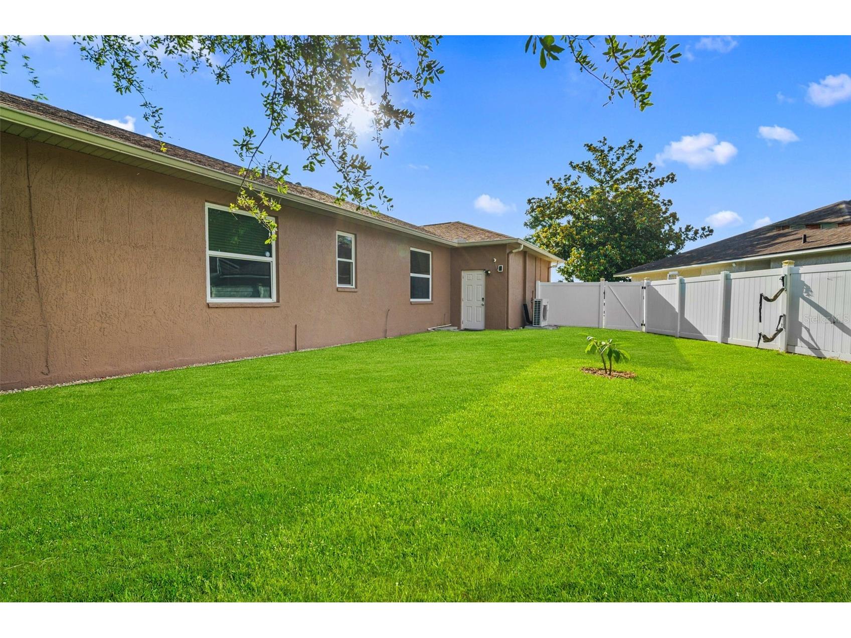 1739 Leichester Court Lutz FL 33549 TB8517981 image39