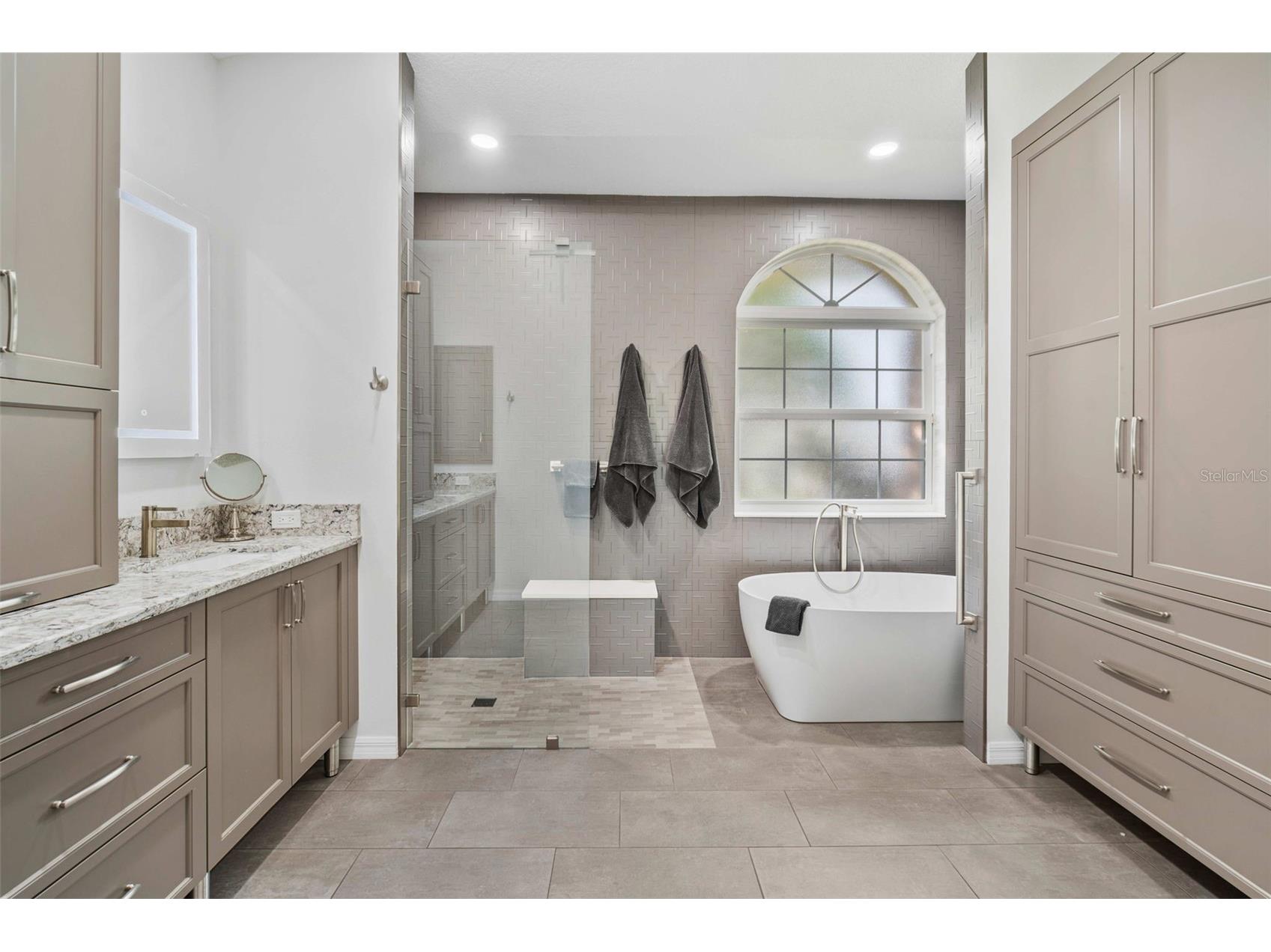 1739 Leichester Court Lutz FL 33549 TB8517981 image7