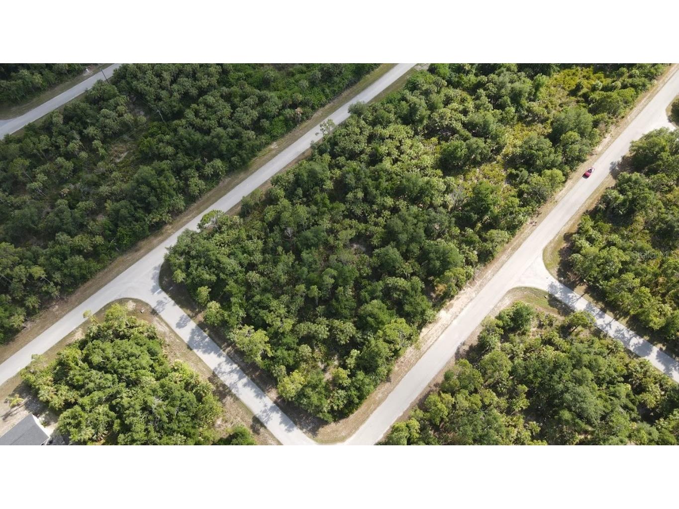 17395 Elmwood Ave Port Charlotte FL 33948 C7493652 image1