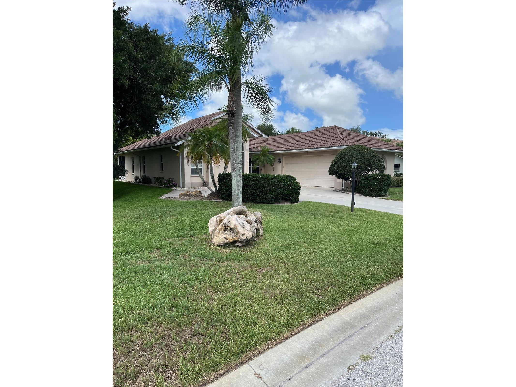 174 Grand Oak Circle Venice FL 34292 A4696962 image3