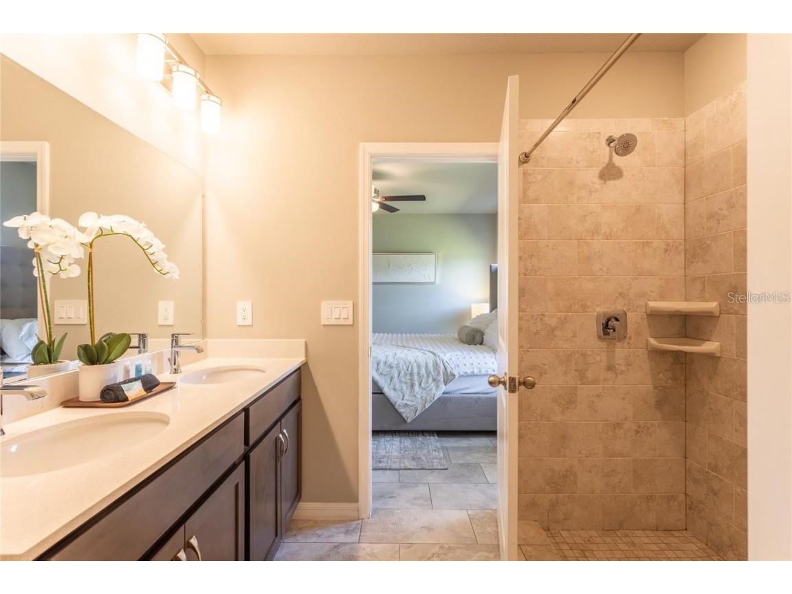 174 Green Oak Park Rotonda West FL 33947 TB8447828 image11