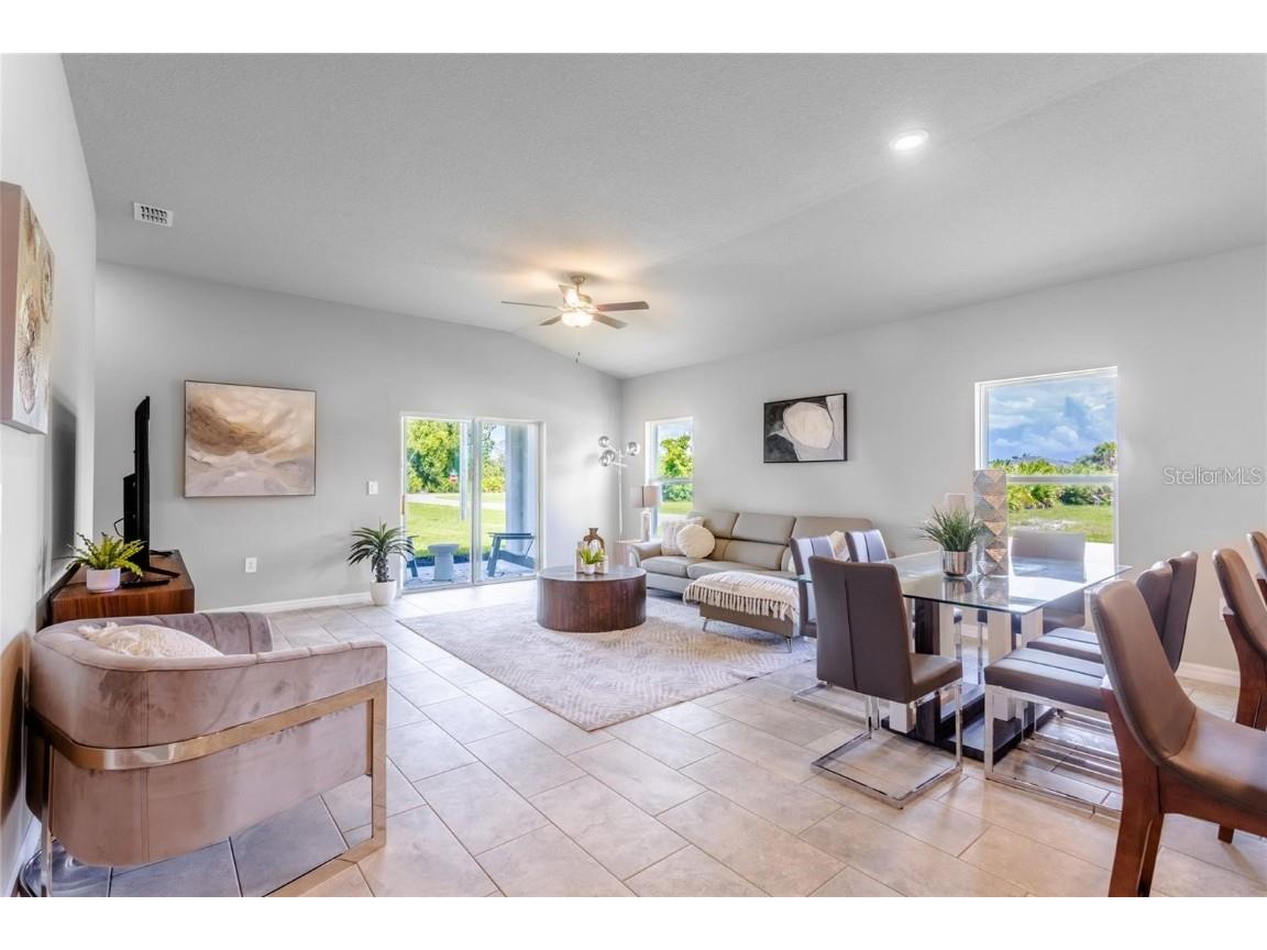 174 Green Oak Park Rotonda West FL 33947 TB8447828 image5