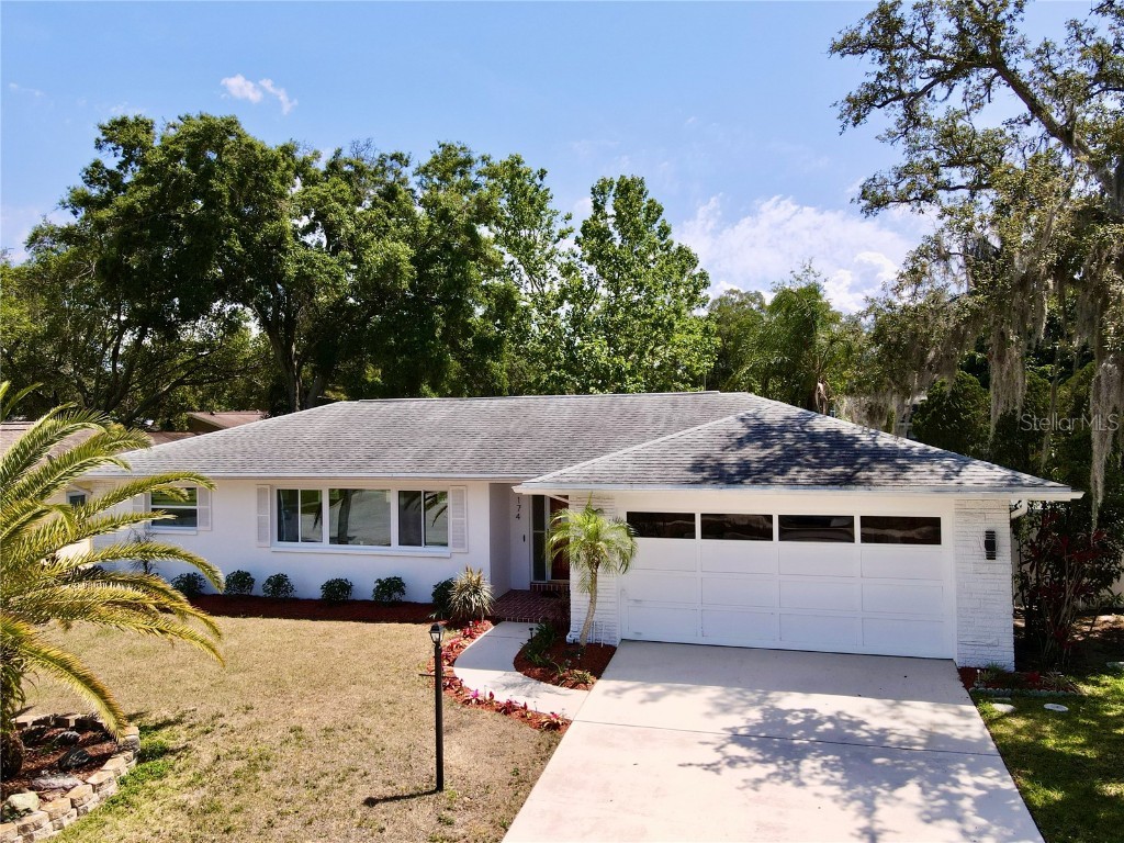 174 Sunward Avenue Palm Harbor FL 34684 T3445169 image1