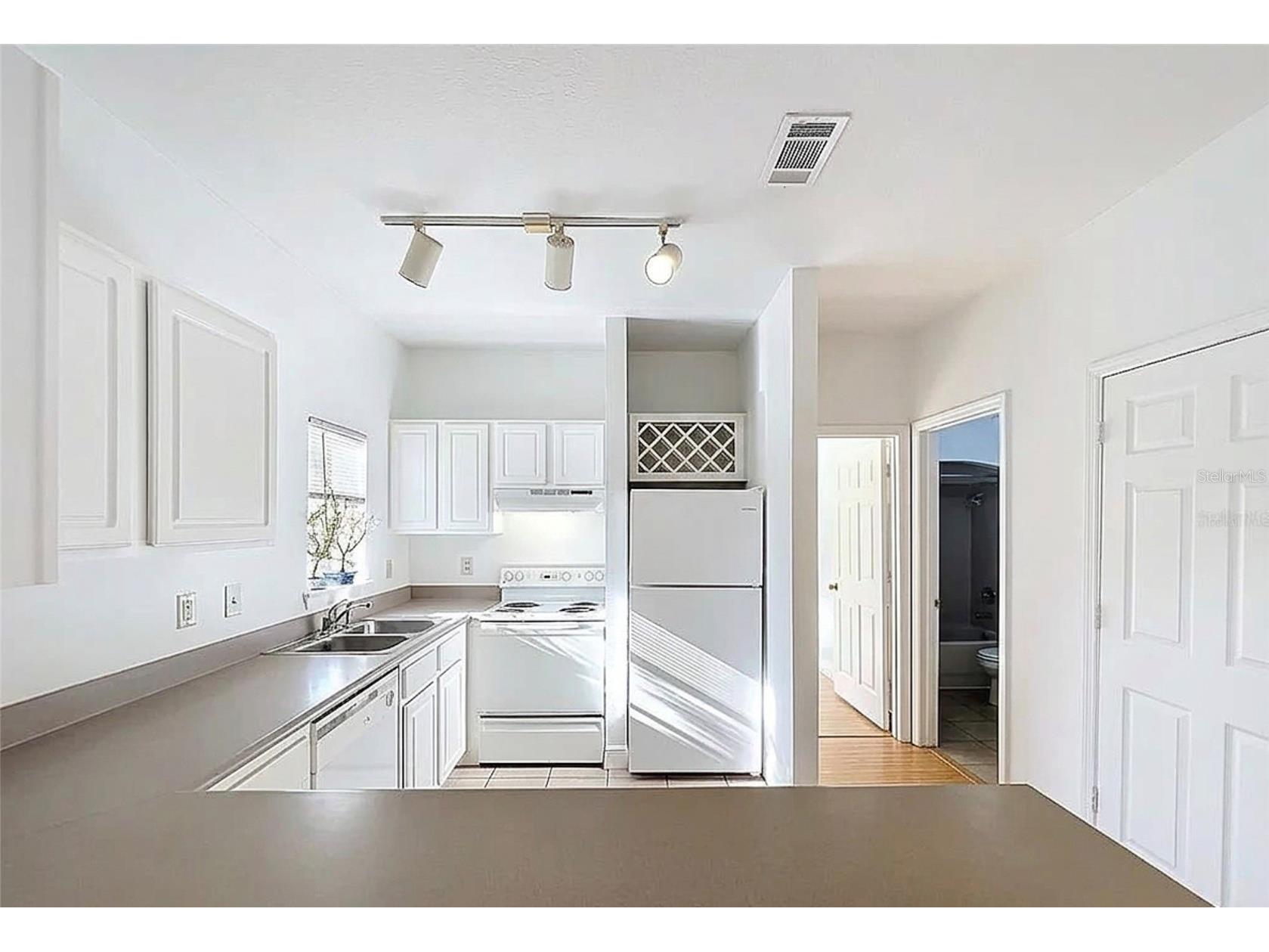 174 Villa Di Este Terrace #200 Lake Mary FL 32746 O6387468 image9