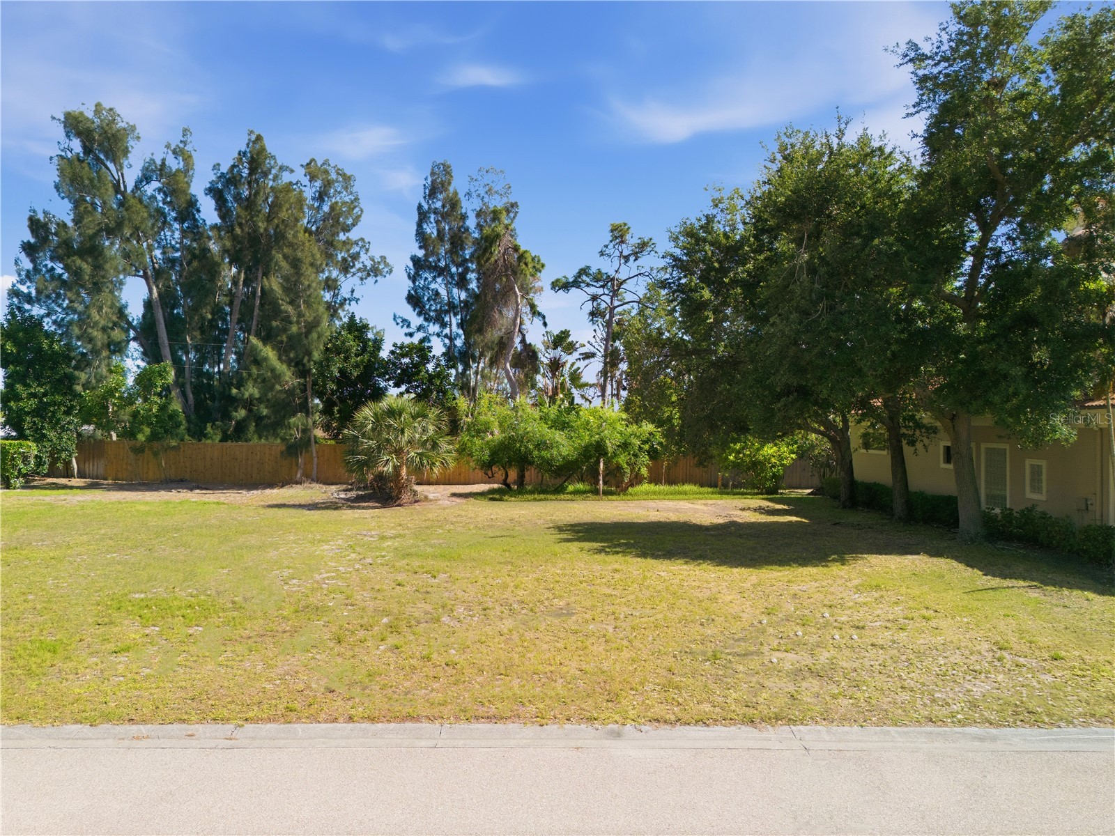 1740 Assisi Drive Sarasota FL 34231 A4689889 image9