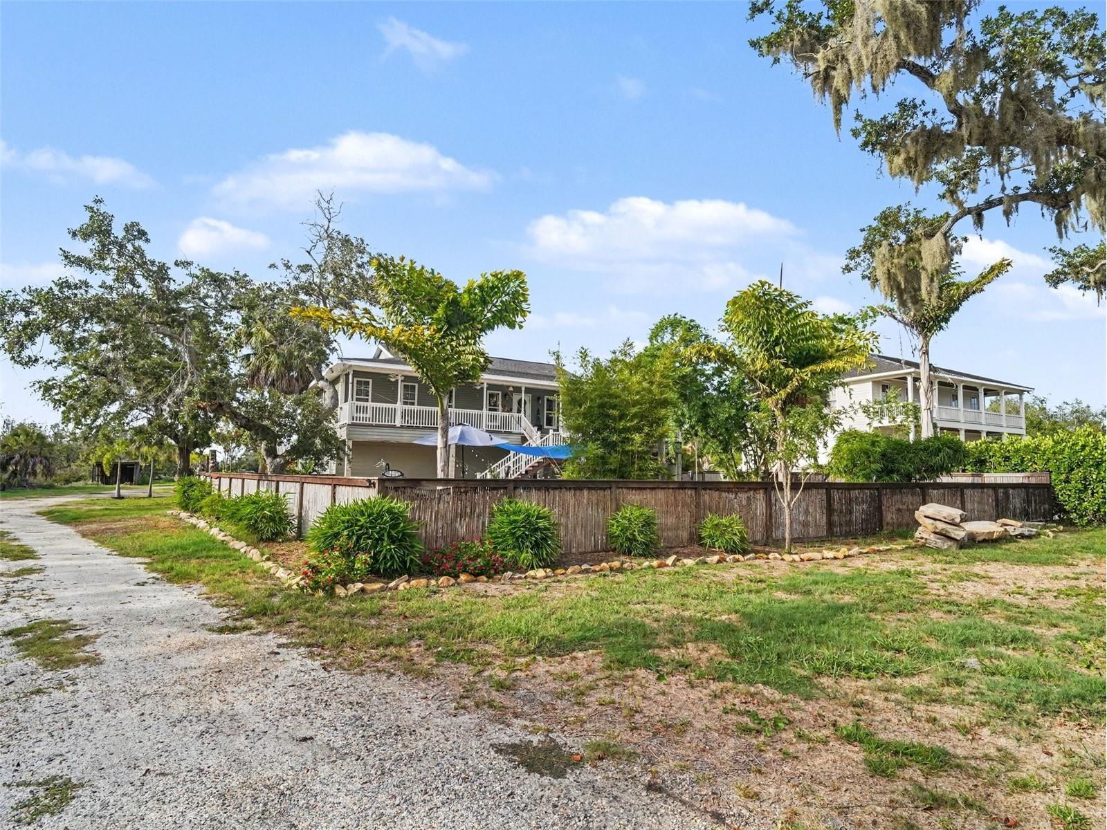 1740 Bayshore Drive Terra Ceia FL 34250 TB8494733 image2